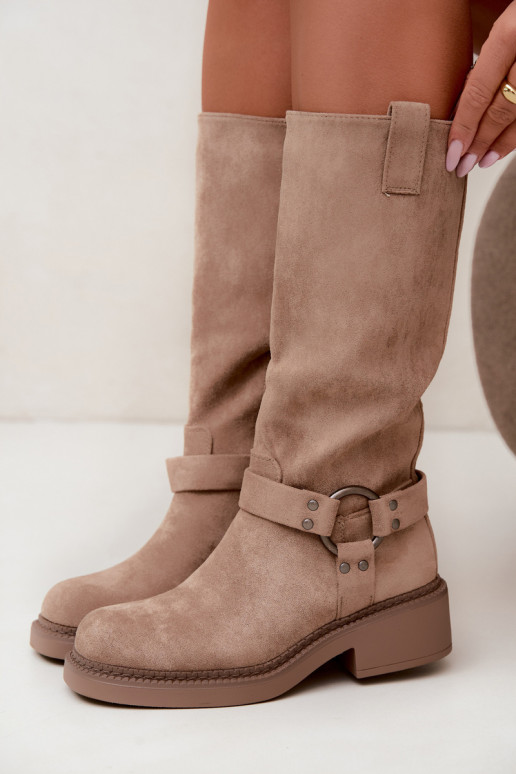 Botas femininas acima do joelho com detalhes decorativos na cor areia Morla
