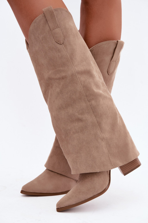 Botas femininas de estilo cowboy acima do joelho com salto na cor areia Kalena