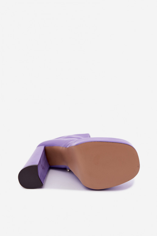 Botins envernizados com plataforma na cor violeta Lotisha