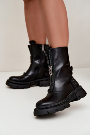 Botins femininos isolados com decoração na cor preta Inenia 2