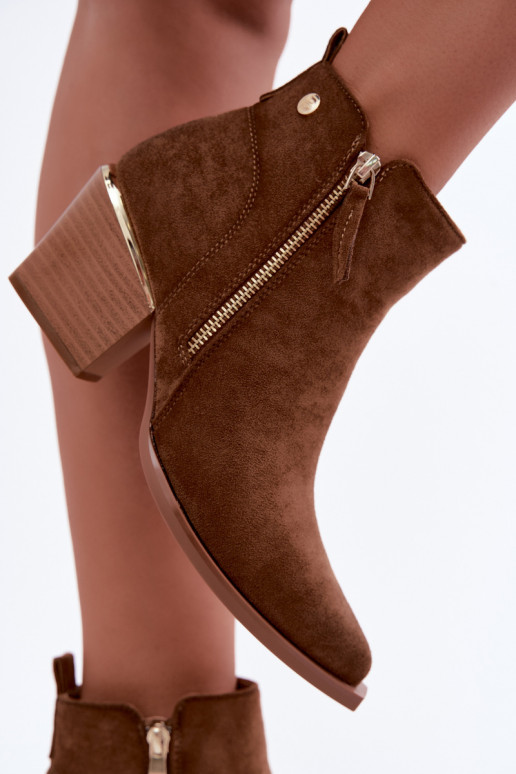 Botins femininos de estilo cowboy com zíper decorativo na cor marrom Jarelia
