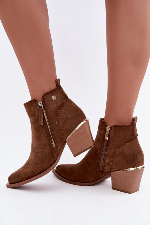 Botins femininos de estilo cowboy com zíper decorativo na cor marrom Jarelia