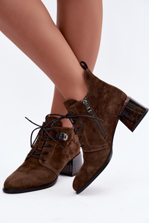 Botins femininos isolados de camurça sintética Klocke, castanho Pirelia