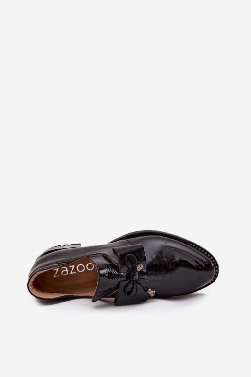 Sapatos pretos envernizados com salto baixo e laços Zazoo 1399
