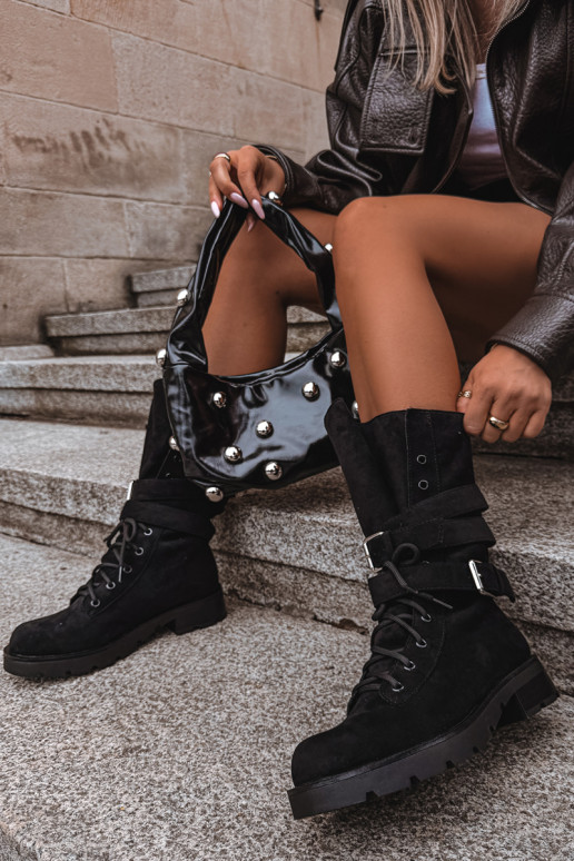 botas de trabalho acolchoadas de tornozelo com fivelas na cor preta Patsy
