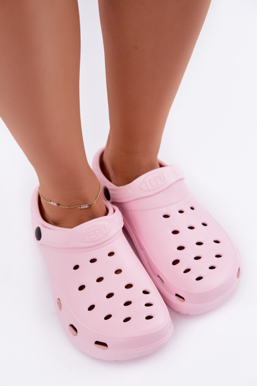 Tamancos leves cor rosa Aderis