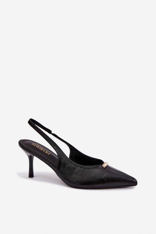 Sapatos de salto altos pretos Inessae com detalhes decorativos