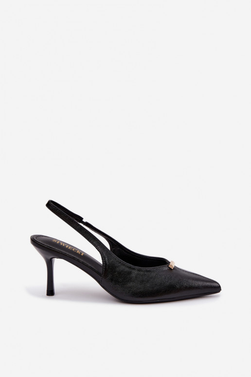 Sapatos de salto altos pretos Inessae com detalhes decorativos