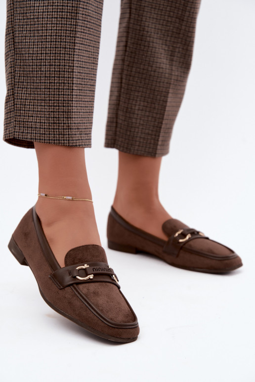Mocassins com elementos decorativos na cor marrom Evelora