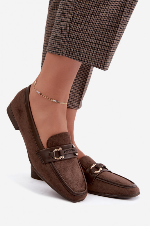 Mocassins com elementos decorativos na cor marrom Evelora