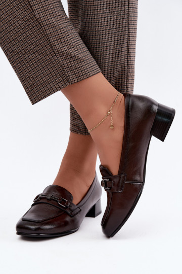 Sapatos de couro sintético com ornamentos Vinceza 39978 na cor chocolate 2
