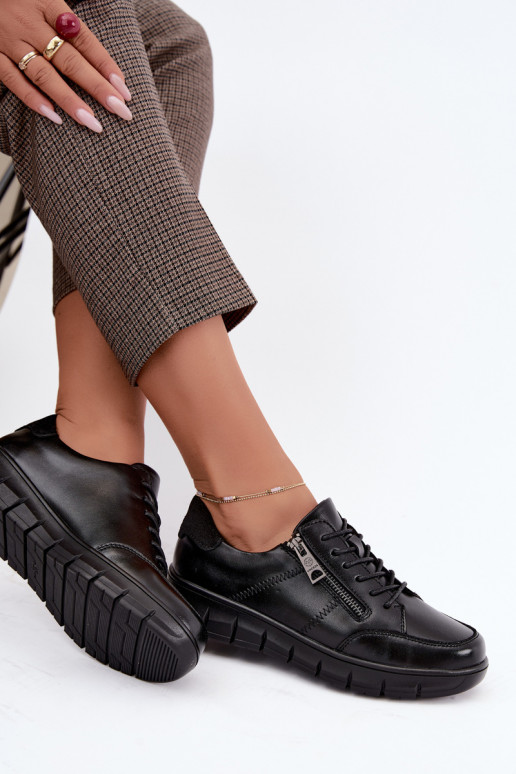 Sapatos de couro sintético Vinceza 13130 na cor preta