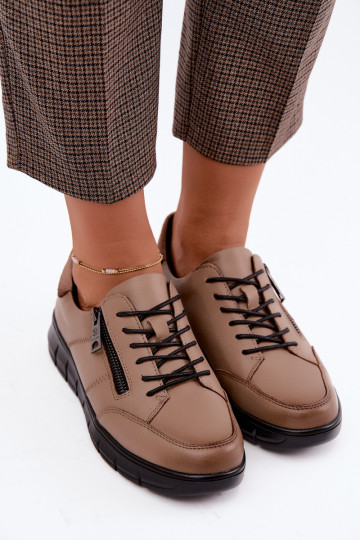 Sapatos de couro sintético Vinceza 13130 na cor areia