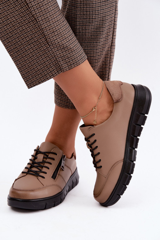 Sapatos de couro sintético Vinceza 13130 na cor areia