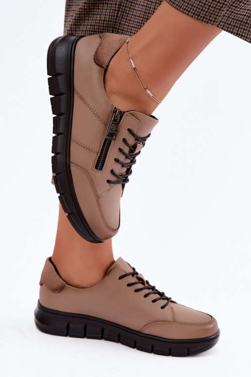 Sapatos de couro sintético Vinceza 13130 na cor areia