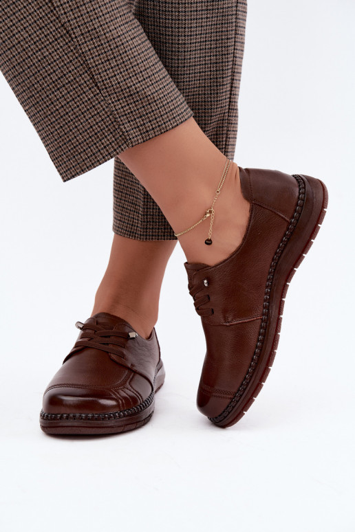 Sapatos de couro sintético Vinceza 107240 na cor marrom