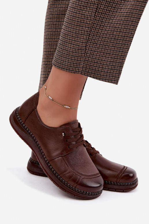 Sapatos de couro sintético Vinceza 107240 na cor marrom