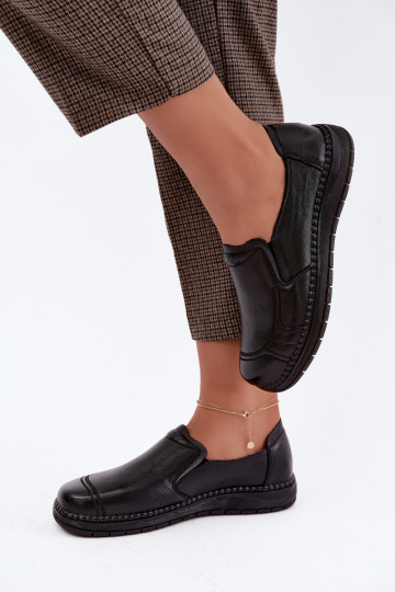 Sapatos slip-on de couro sintético Vinceza 107241 na cor preta