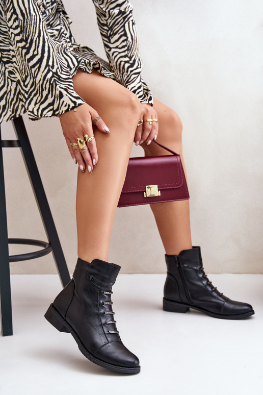 Botins femininos aquecidos com saltos largos na cor preta Labise