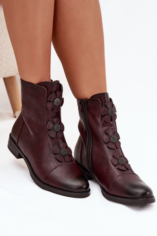 Botins femininos aquecidos com saltos largos e motivos florais na cor bordô Pravienne