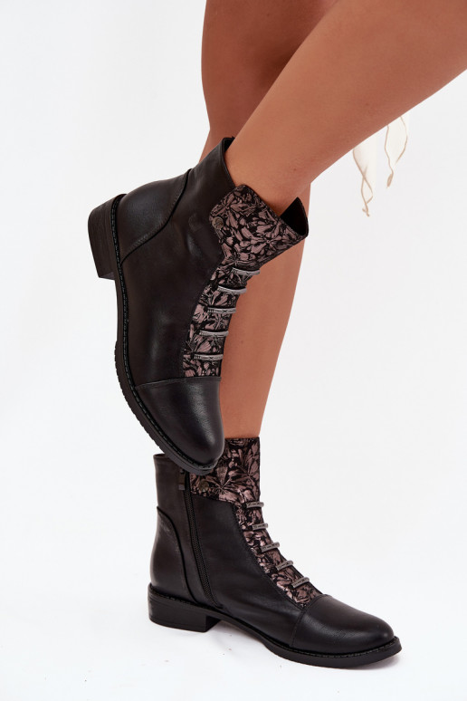Botins femininos aquecidos com saltos largos e motivos florais na cor preta Labise