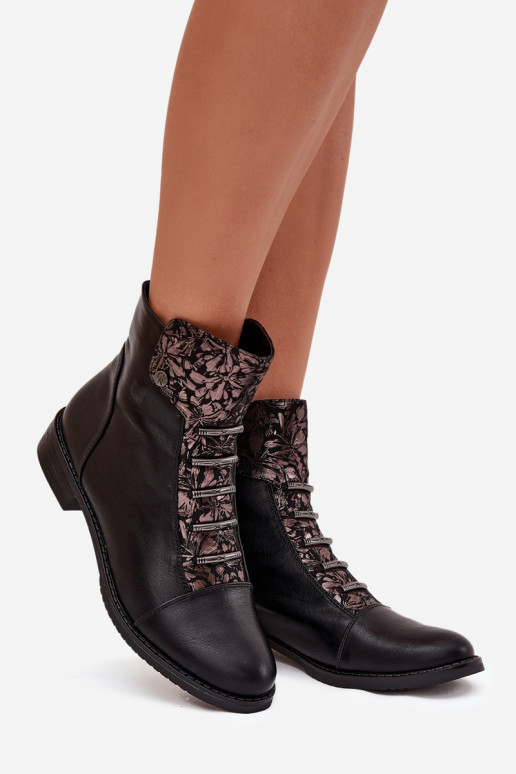 Botins femininos aquecidos com saltos largos e motivos florais na cor preta Labise