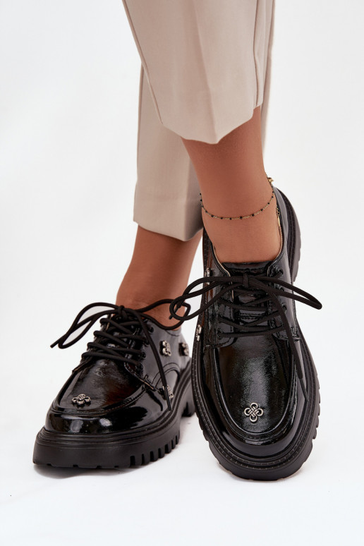 Sapatos femininos em couro envernizado com fivelas na cor preta Artiker 57C0333