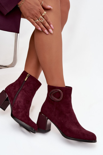 Botins femininos quentes em camurça sintética com detalhes decorativos na cor bordô Artiker 57C0016