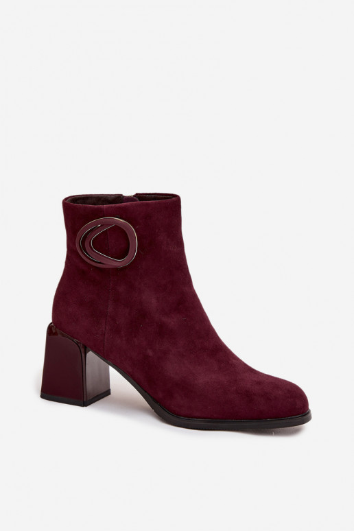 Botins femininos quentes em camurça sintética com detalhes decorativos na cor bordô Artiker 57C0016