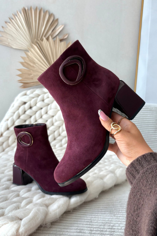 Botins femininos quentes em camurça sintética com detalhes decorativos na cor bordô Artiker 57C0016