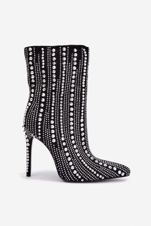 Botins quentes com saltos finos, decorados com tachas, pretos Delva