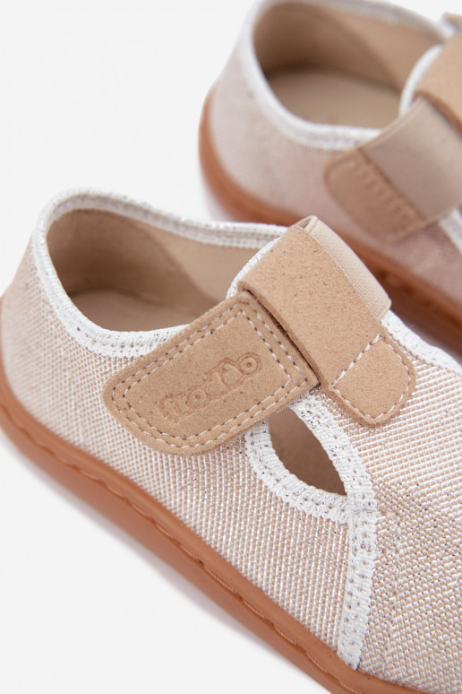 Chinelos para crianças com fechos adesivos e brilho Barefoot Froddo Canvas G1700439-3 em dourado
