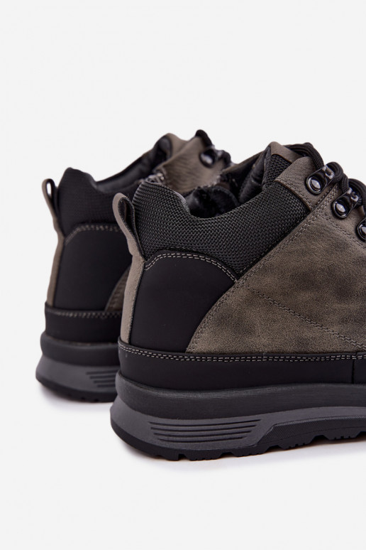 Botas de caminhada isoladas para homens em cinza Nivelle