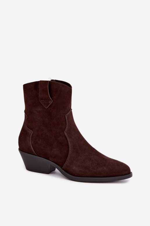 Botas de estilo cowboy em camurça sintética com saltos na cor marrom Daliae