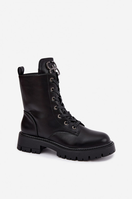Botins femininos aquecidos com ornamentos na língua na cor preta Falira