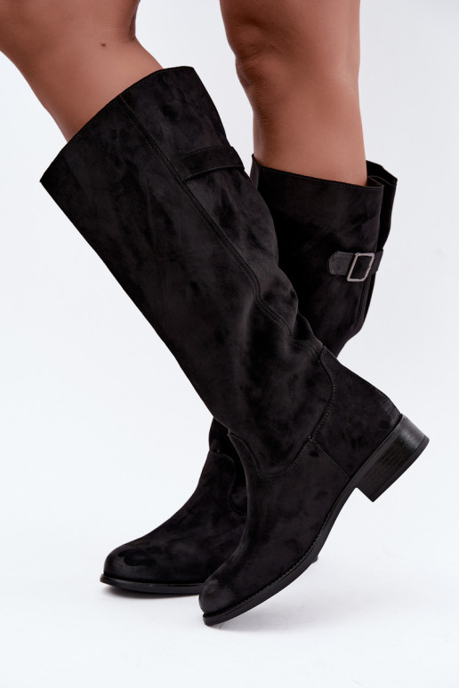 Botas longas femininas com saltos largos e fivelas na cor preta Farela