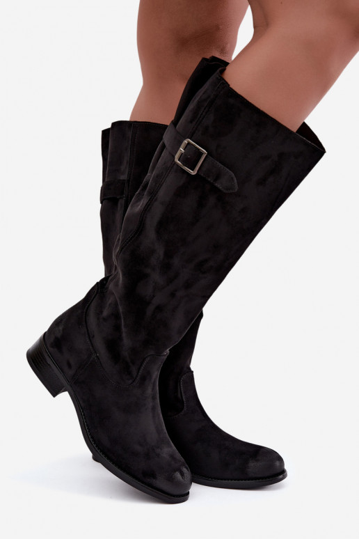 Botas longas femininas com saltos largos e fivelas na cor preta Farela