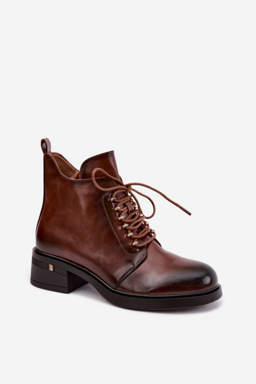 Botins quentes, marrons