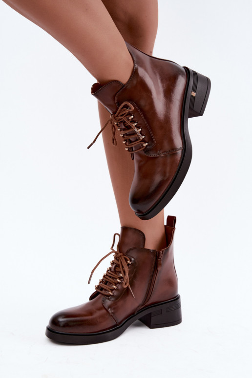 Botins quentes, marrons