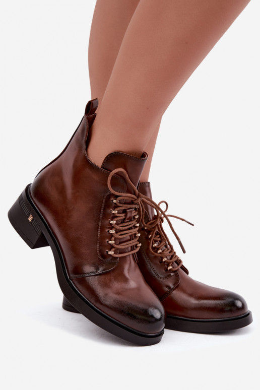 Botins quentes, marrons
