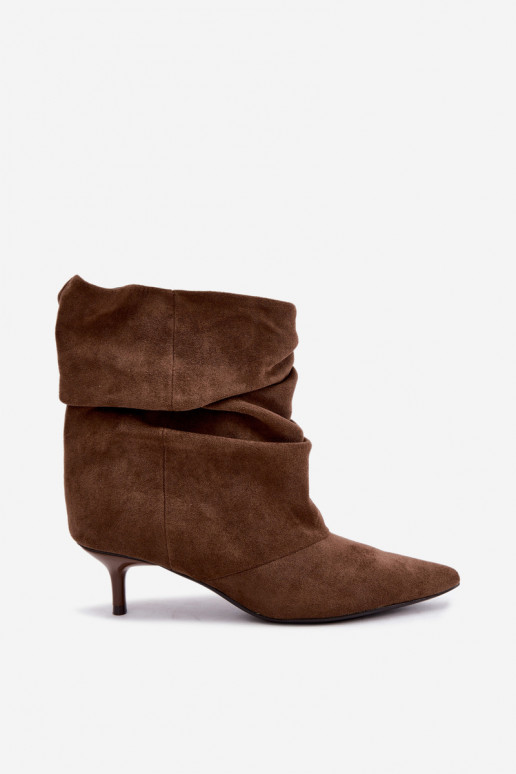 Botins chaki slip-on com salto Loralia