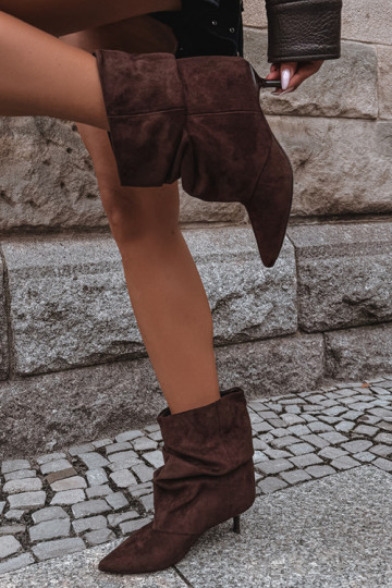 Botins slip-on com salto em camurça sintética Loralia 2