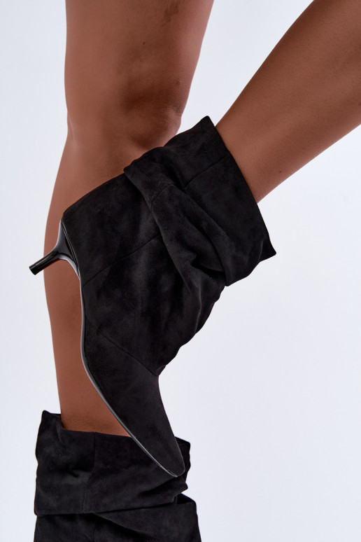 Botins slip-on com saltos em preto Loralia