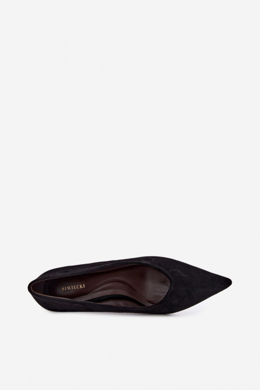 Sapatos de bico fino em preto Tadela