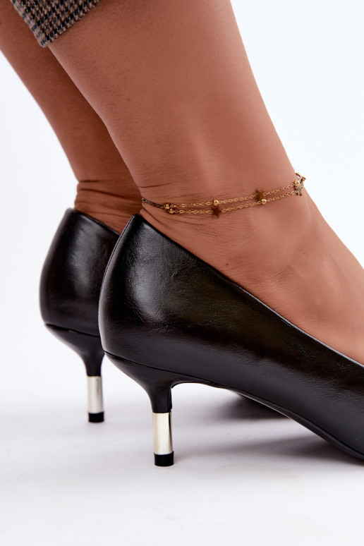 Sapatos de salto baixo em preto Pelina