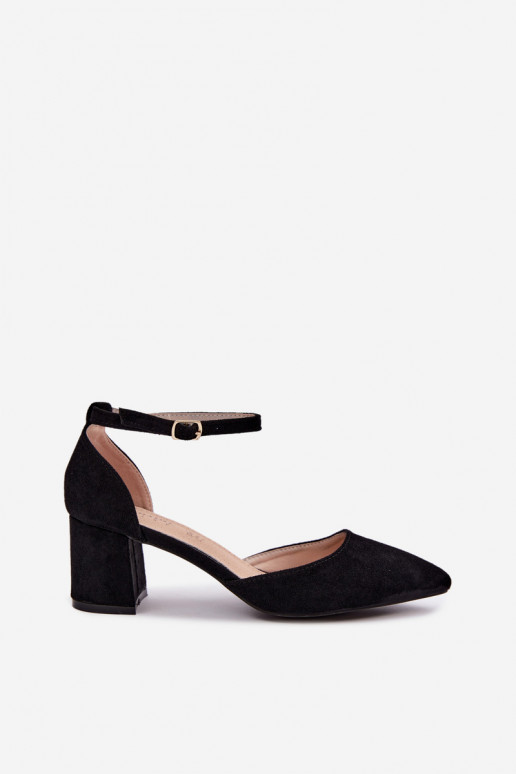 Sapatos pretos com salto e tiras Olenae