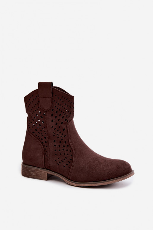 Botins recortados com saltos largos Amisna na cor chocolate