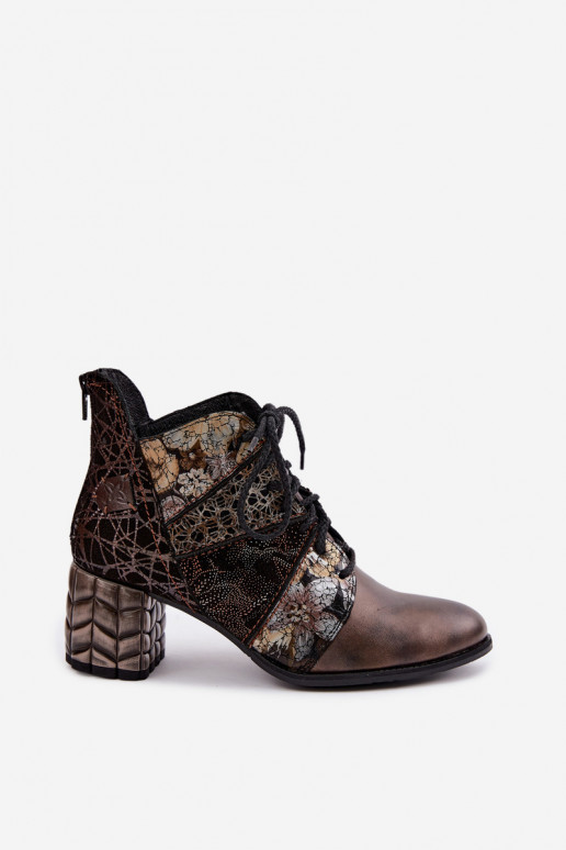 Botins femininos com saltos, estampados e forrados em marrom Tai turiciejka 07591-02