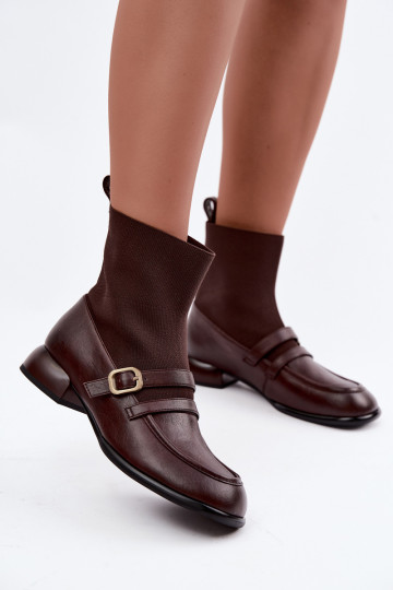 Botins com cano tipo meia em castanho 2