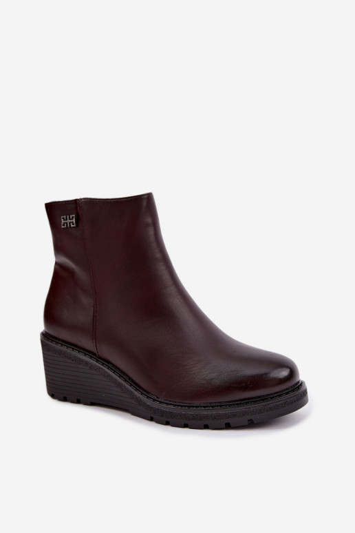 Botins bordô aquecidos com plataforma Larisae